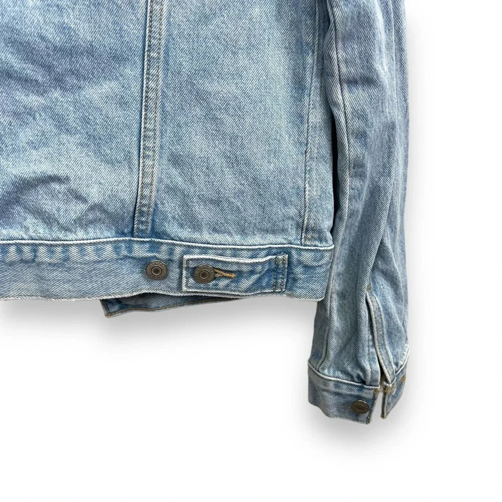 Levi's Jacket Womens Extra Small Blue Light Denim Floral Embroidered Trucker - Picture 15 of 16
